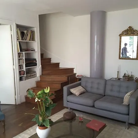 Maison Et Jardin Sur La Quai De L'isere