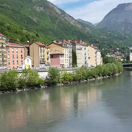 Σπίτι διακοπών Maison Et Jardin Sur La Quai De L'isere *